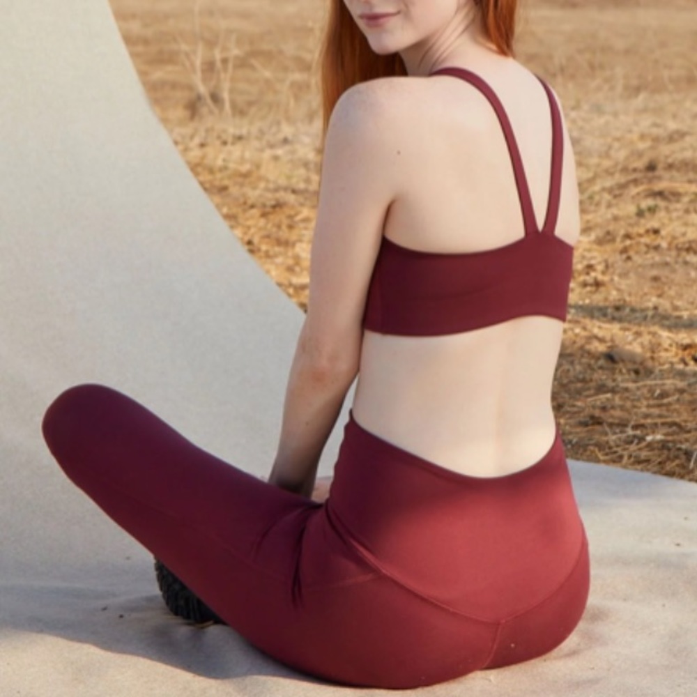 Girlfriend Mulberry high-rise leggings